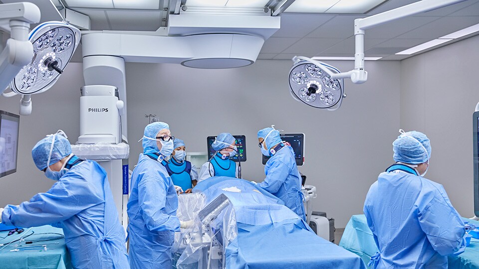 Philips Azurion 7 C20 with Flexarm minimally invasive surgery