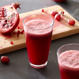 Č&iacute;re a osviežuj&uacute;ce smoothie