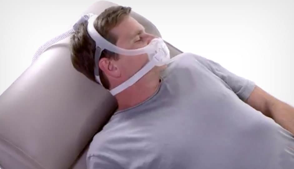 Video o úprave celotvárovej masky